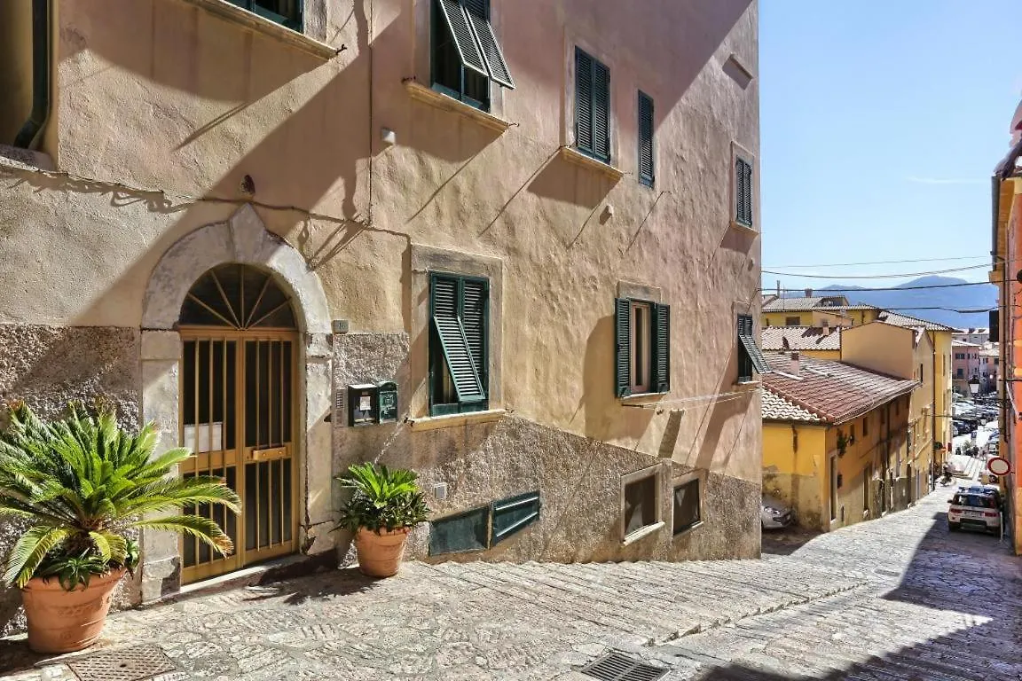 Centro Storico Portoferraio Apartment Italy
